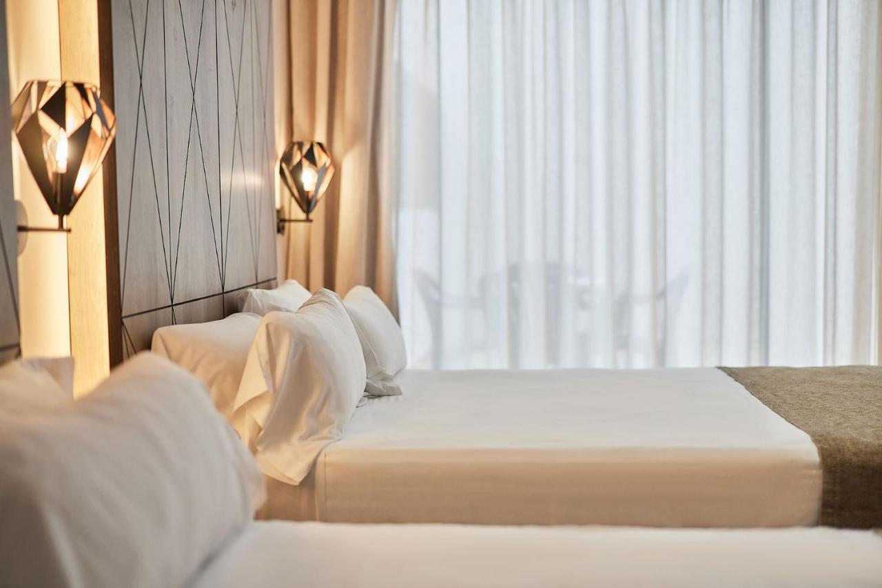 Hotel Bristol 4 Sup 貝尼多姆 外观 照片